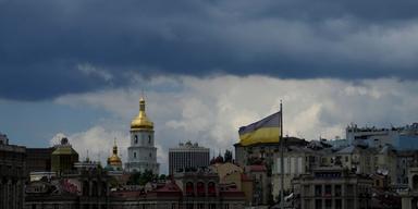 Ryssland kan gå vidare mot Baltikum, varnar Ukraina