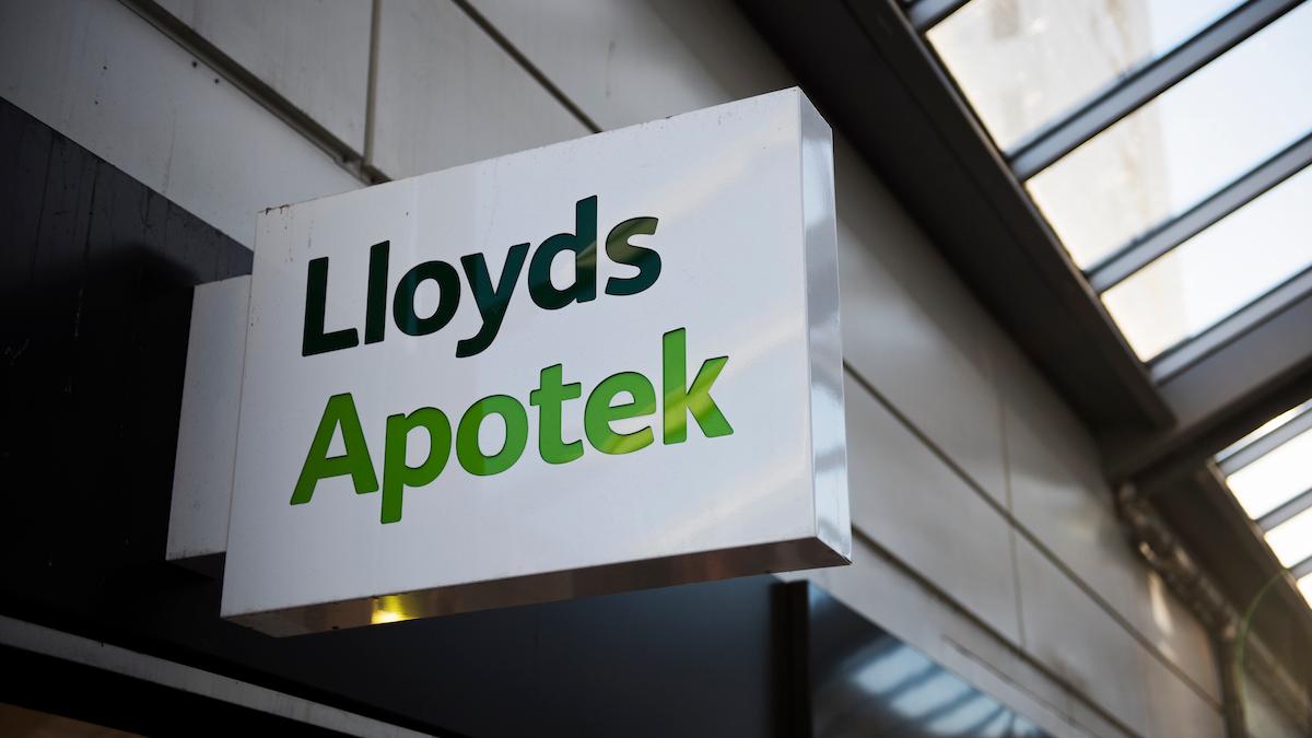 Lloyds Apotek tvingas byta namn.