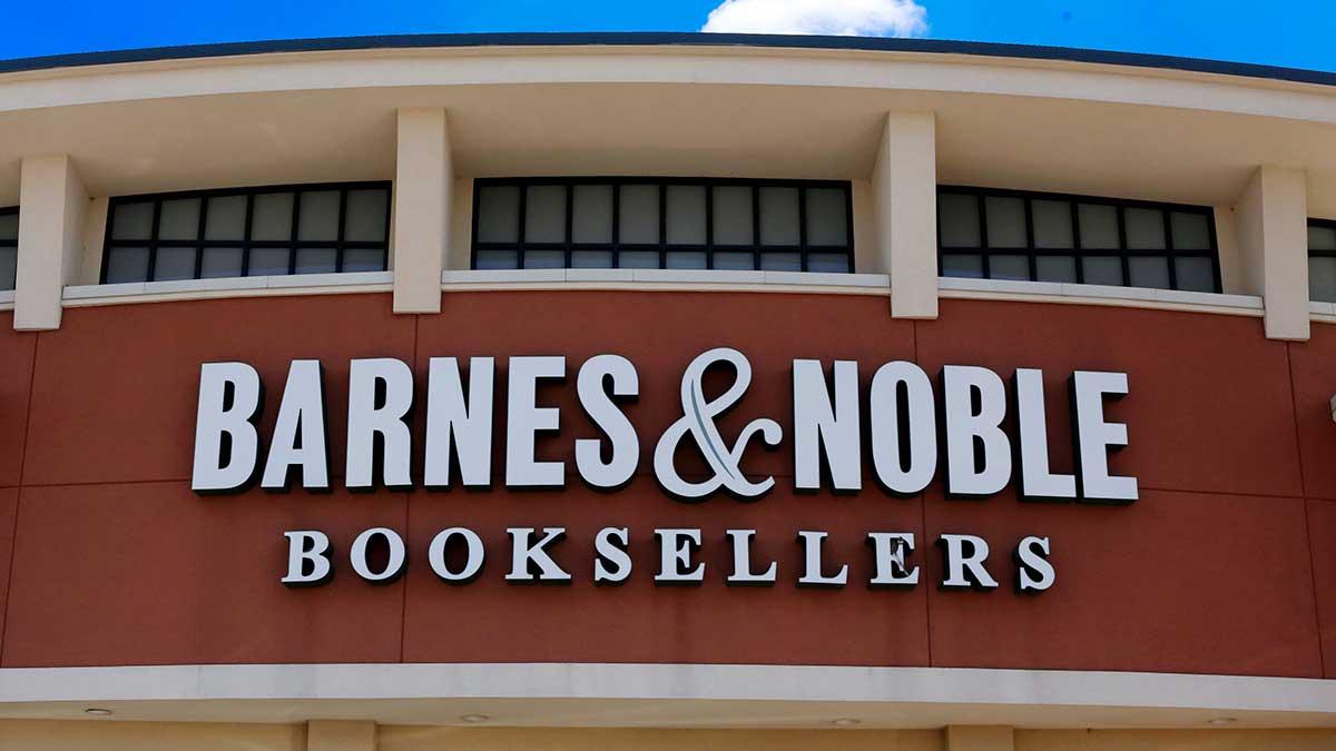 Bokkedjan Barnes & Nobles tidigare vd Demos Parneros stämmer bolaget för att ha sparkat honom utan förvarning eller orsak. (Foto: TT)