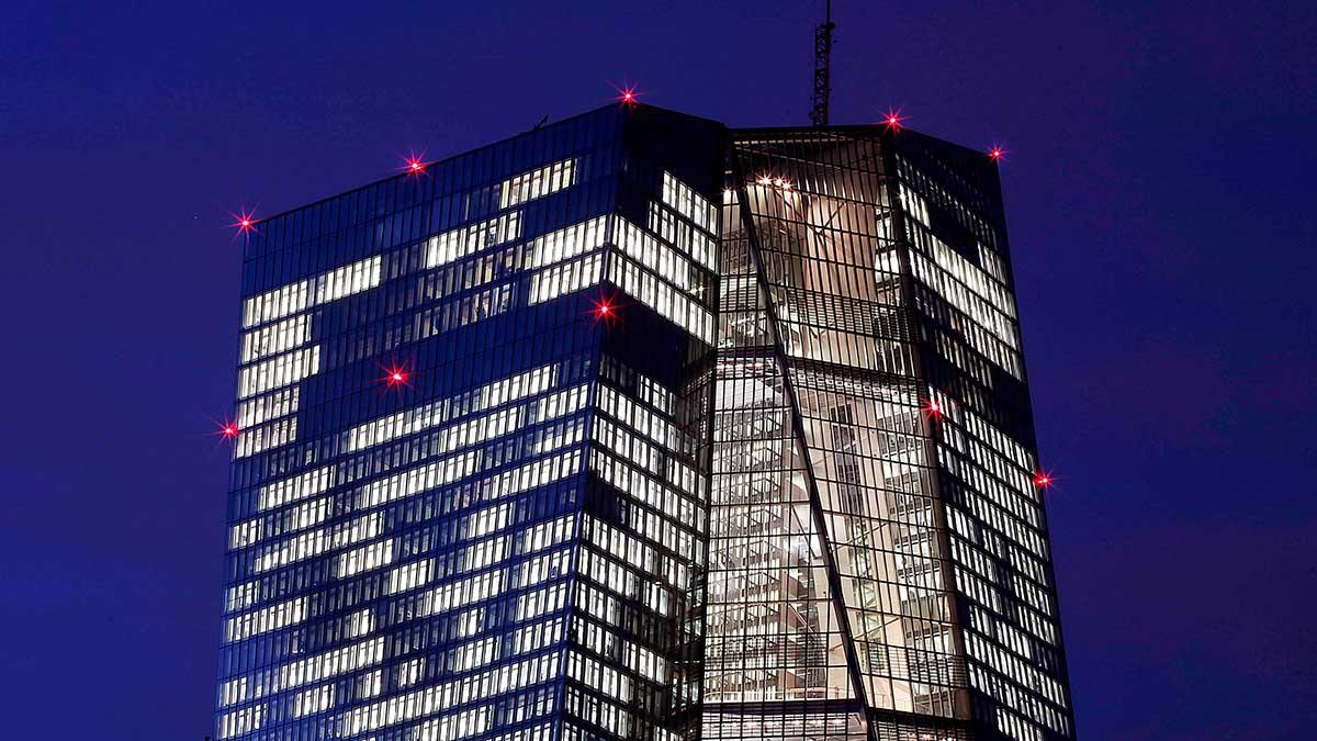 Moodys Investors Service presenterar en ny rapport som inkluderar svar från över 1.100 marknadsaktörer om det ekonomiska tillståndet i eurozonen. På bild: ECB:s huvudkontor i Tyskland. (Foto: TT)