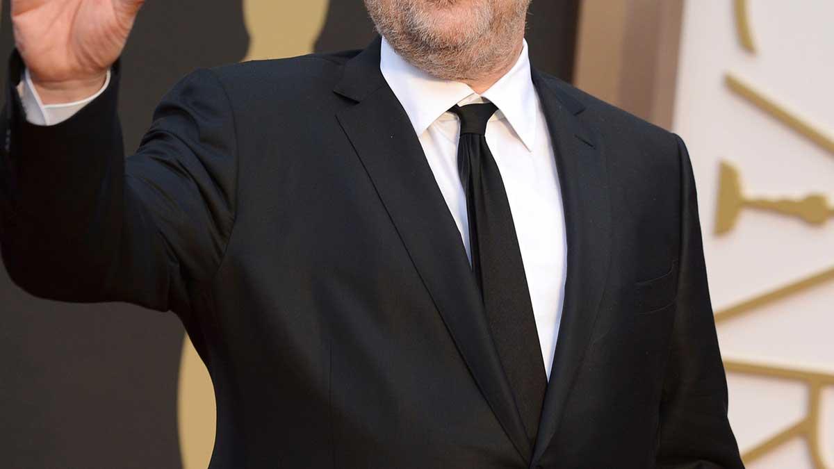 Topproducenten Harvey Weinstein har fått sparken med omedelbar verkan från sitt eget bolag The Weinstein Company. (Foto: TT)