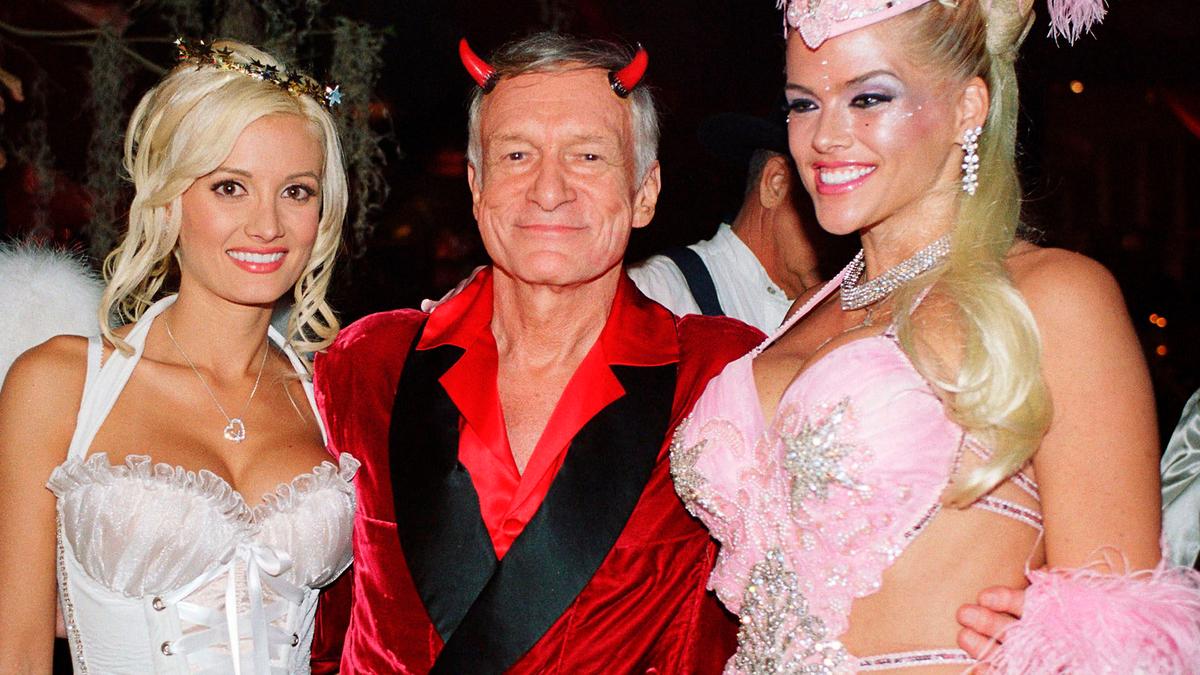 Playboy-grundaren Hugh Hefner (läs porrkungen) cashar hem 849 miljoner kronor i vinst på sin bostadsaffär. (TT)