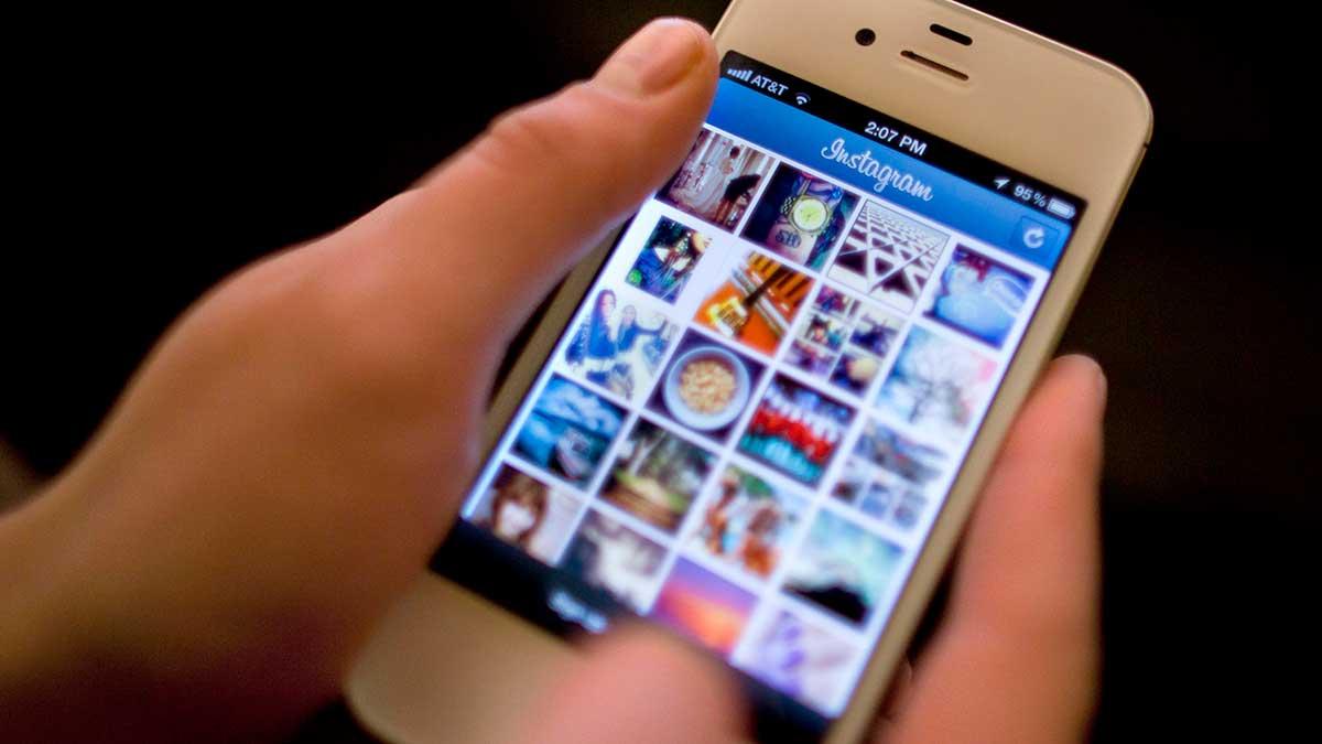 Instagram städar nu bort fejkkonton och fejkreaktioner. (Foto:TT)
