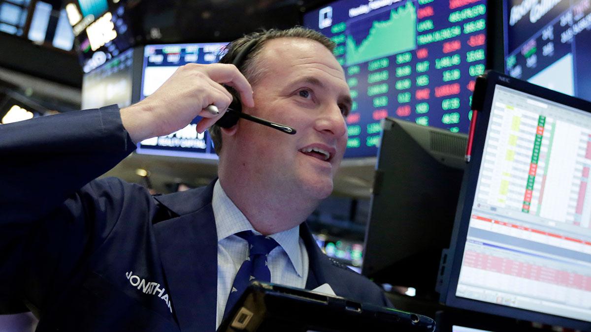 Börserna på Wall Street fick ordentligt med bränsle av räntebeskedet från USA:s centralbankschef. (Foto: TT)