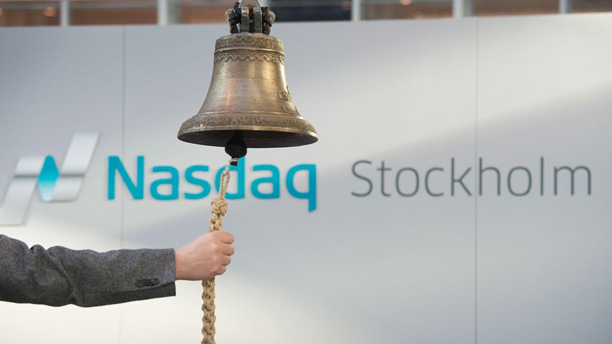 Stockholmsbörsen har gått urstarkt i april, utvecklingen är den bästa sedan 2011, men aktiestrateg varnar sparare för att faran inte är över. (Foto: TT)