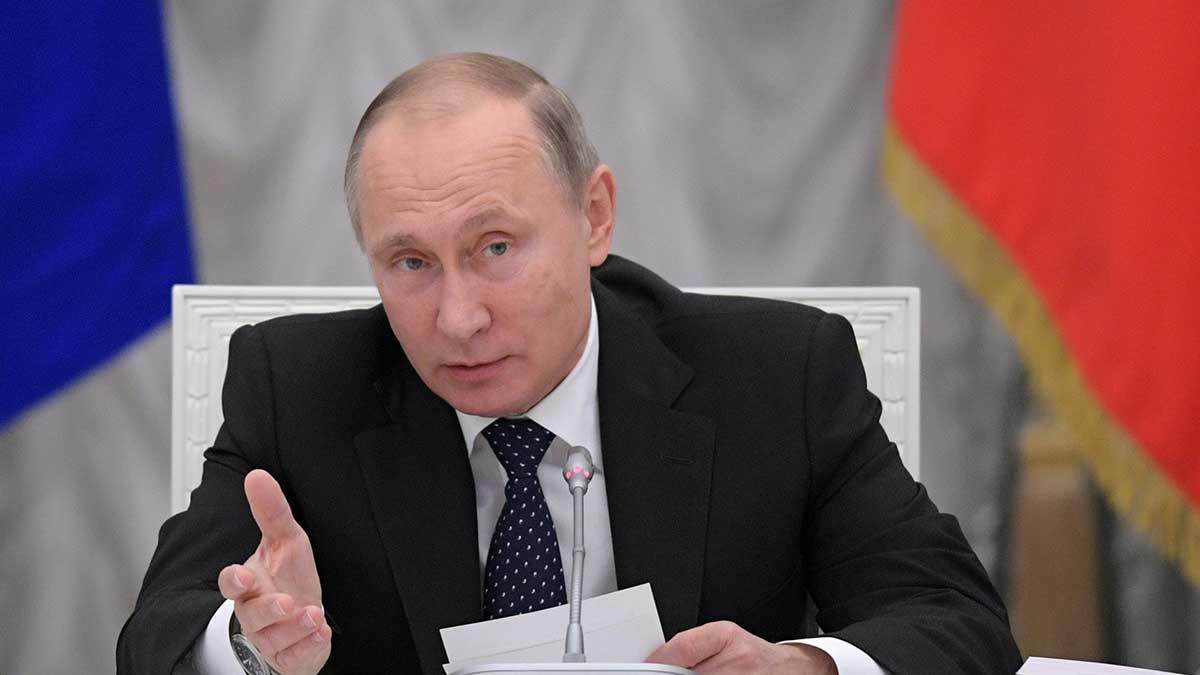 Hade Rysslands ledare Vladimir Putin ett finger med i spelet i det amerikanska presidentvalet? Det är frågan. (Foto: TT)