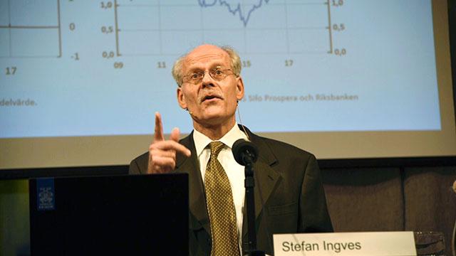 Riksbankens och chef Stefan Ingves (bilden) penningpolitiska mål är att inflationen