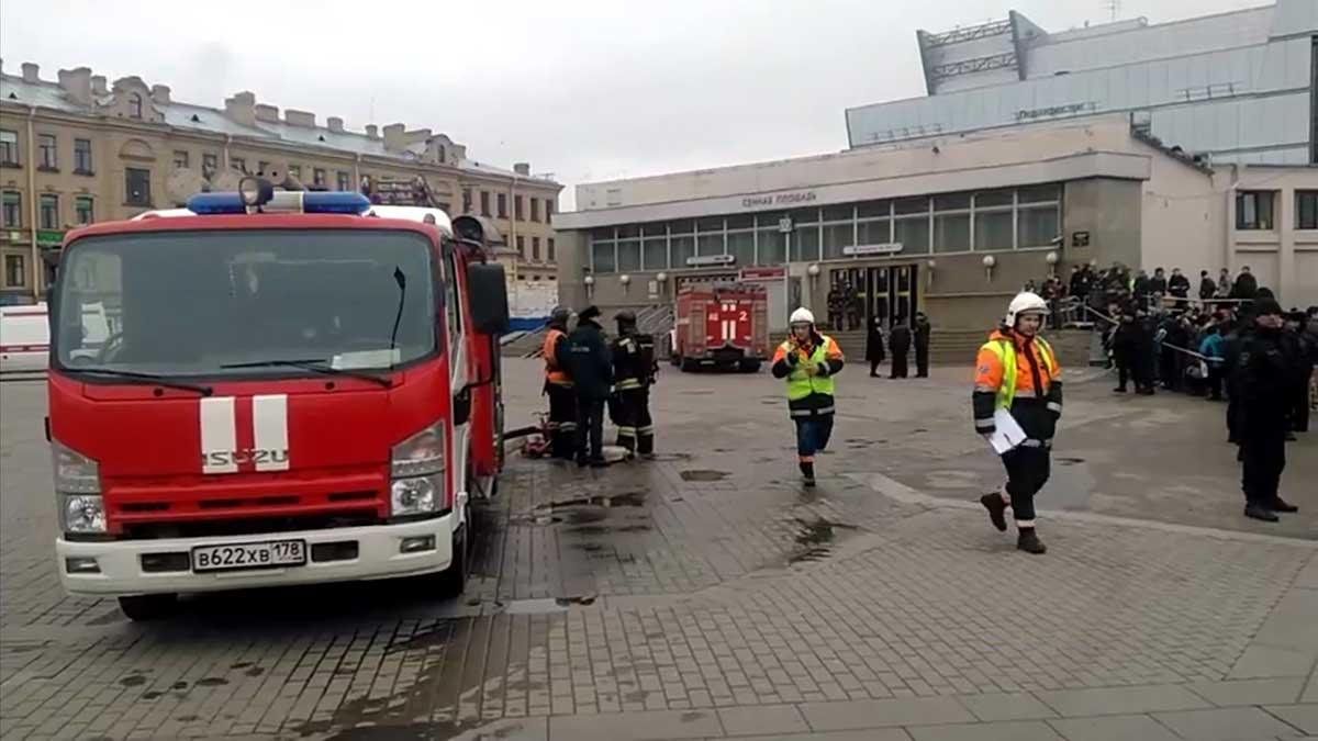 Elva dödades och 45 skadades i S.t Petersburg i t-baneexplosionen