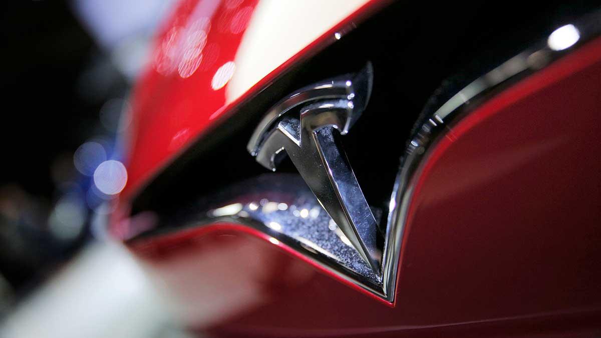 Kinas motdrag med egna tullar mot USA på bland annat bilar väntas slå hårt mot Tesla