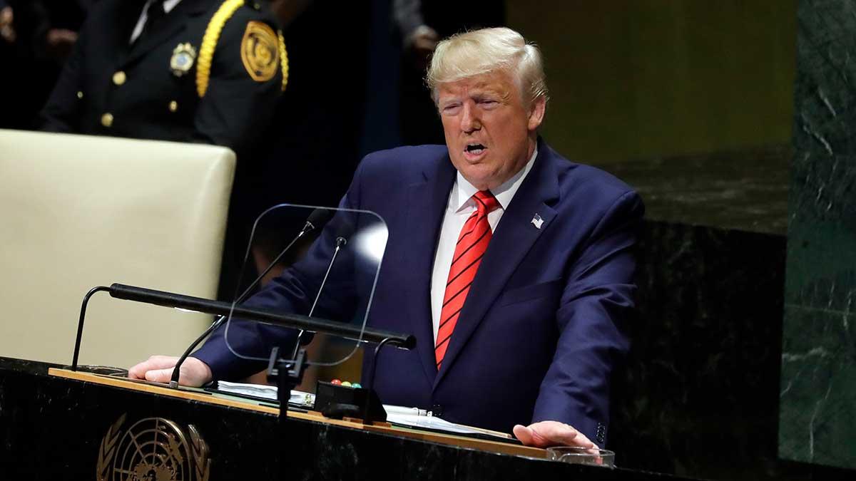 Donald Trump uppger nu att ett handelsavtal med Kina kan skjutas upp till efter det amerikanska presidentvalet nästa år. Det sänker förstås Asienbörserna rejält. (Foto: TT)