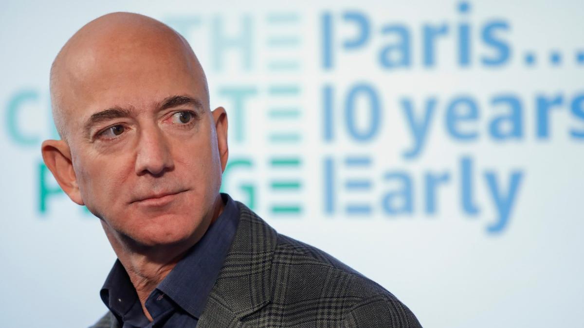 Amazons vd och grundare, Jeff Bezos, ska ha fått sin mobil hackad av bland andra Saudiarabiens kronprins. (Foto: TT)