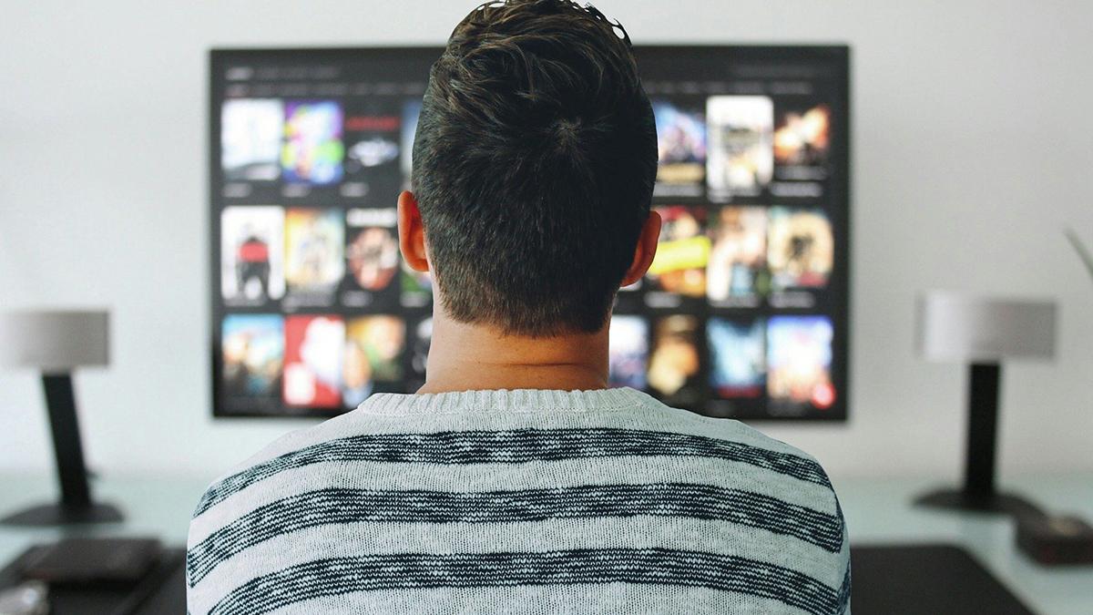 Mängden TV-tittande har ökat explosionsartat i corona-tider. Speciellt ser folk på mer nyheter. (Foto: Pixabay)