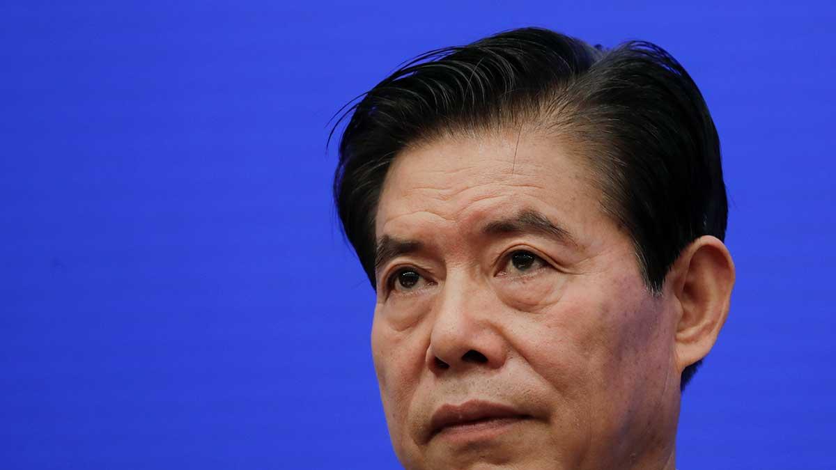 Kina tänker vidta åtgärder för att skydda kinesiska företags lagliga rättigheter efter att ytterligare 33 bolag svartlistats av USA. På bilden syns Kinas handelsminister Zhong Shan. (Foto: TT)
