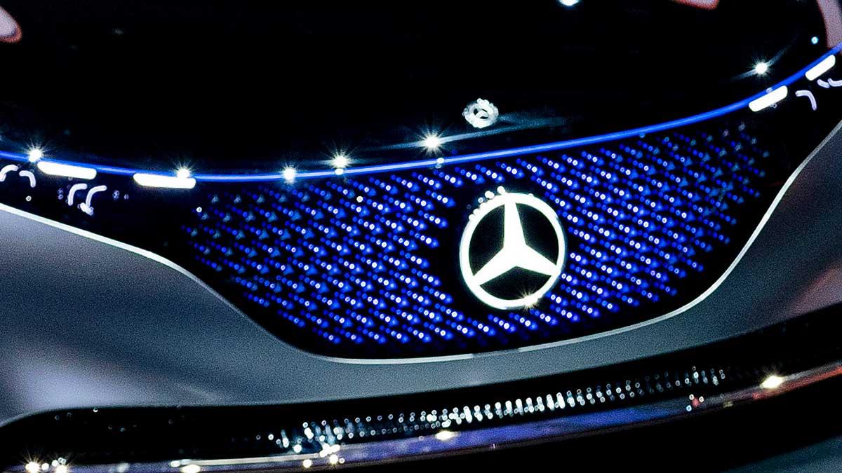 Daimler-ägda Mercedes-Benz riskerar ett tyskt försäljningsförbud efter att Nokia vunnit en patenttvist. (Foto: TT)