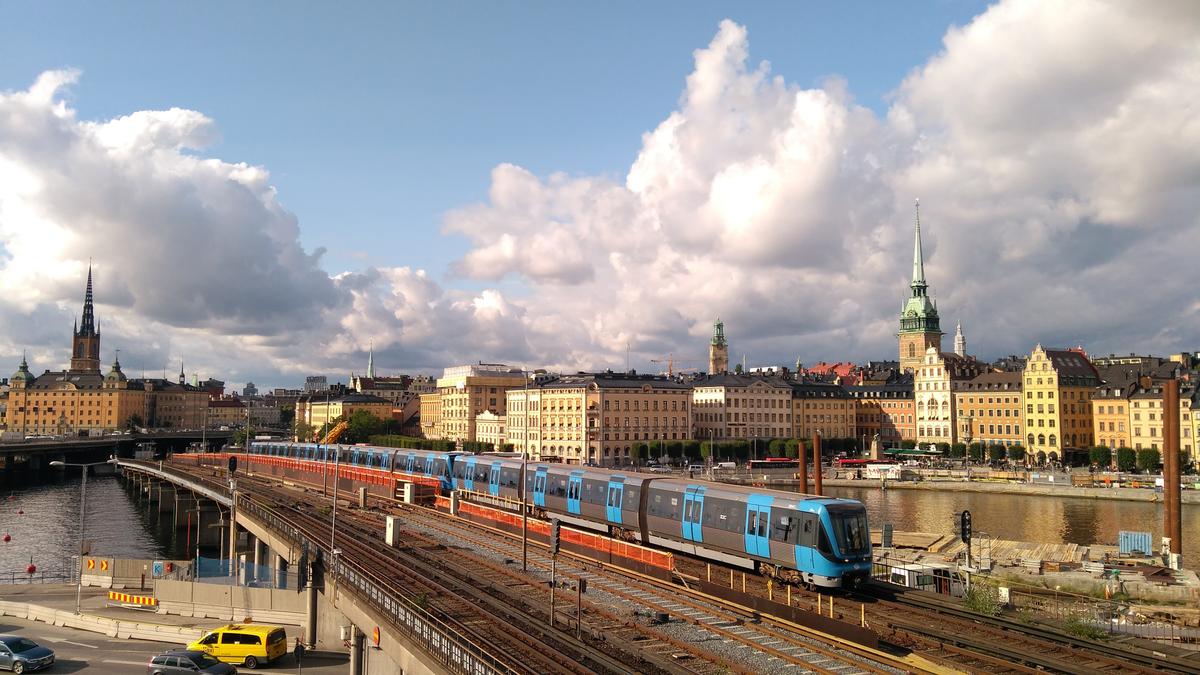 Stenmassorna från byggandet av Stockholms tunnelbana kan bli till nya öar. (Foto: Alexis Mette/Unsplash)