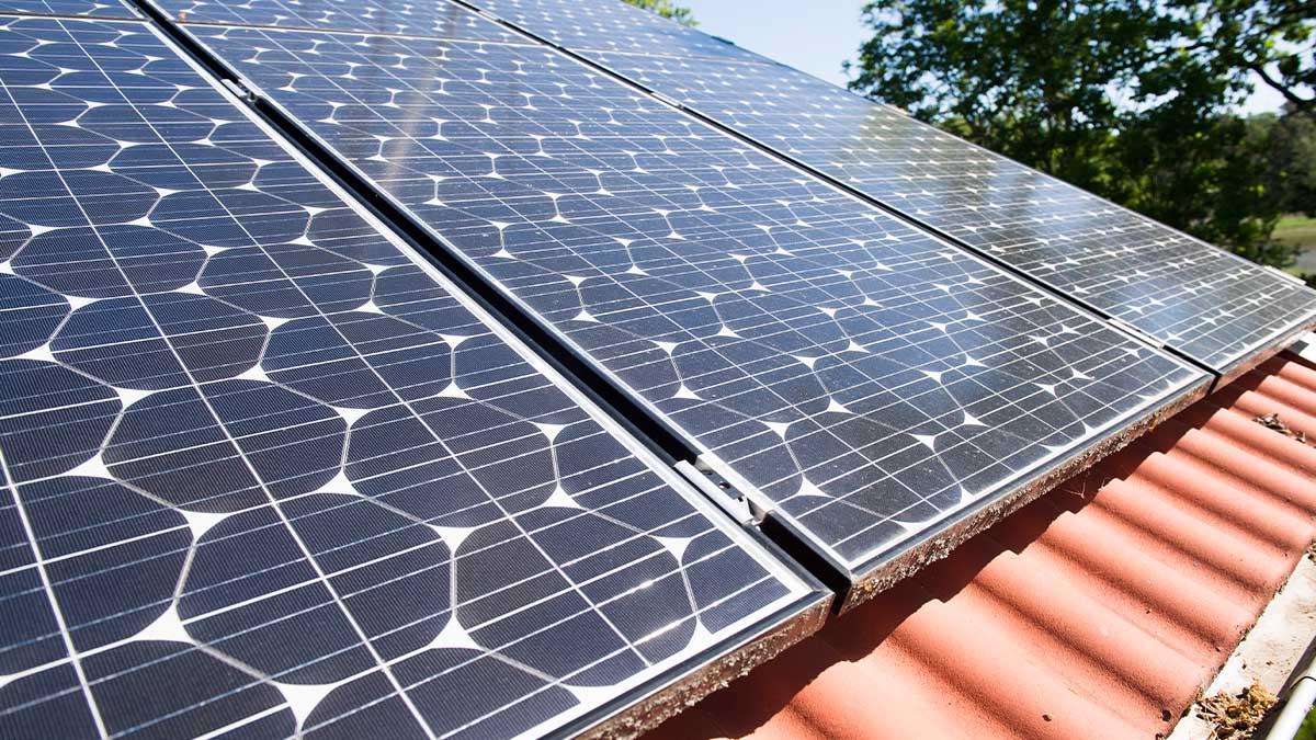 solceller på hustak