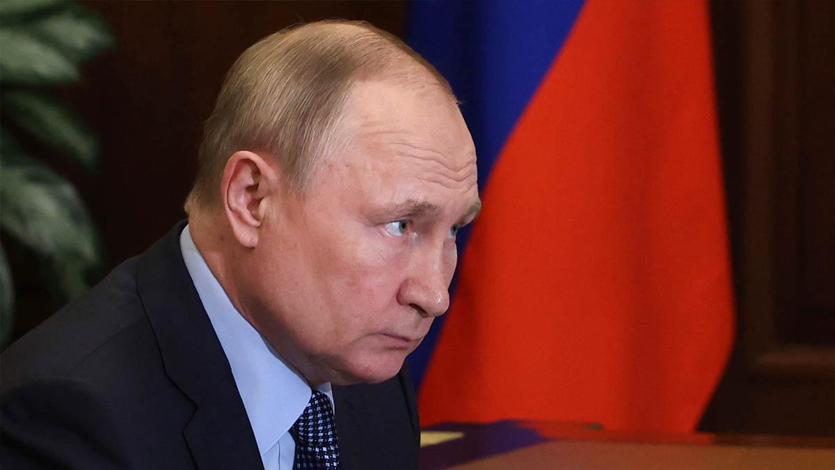 Analytiker: "Putins maktställning hotas"