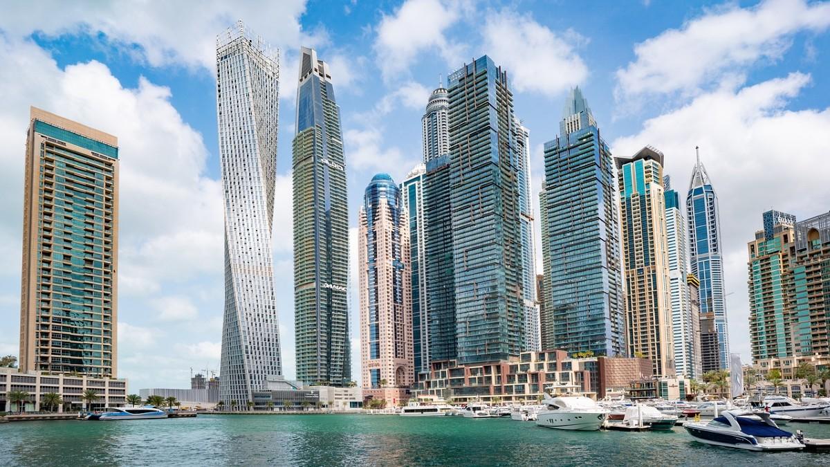 Dubai drar in stora pengar på ryska bostadsköp