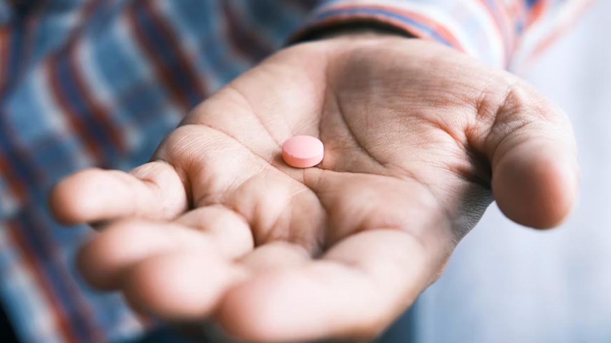 I dag tar nästan 1,2 miljoner svenskar antidepressiv medicin och de flesta skrivs ut av läkare på vårdcentraler.