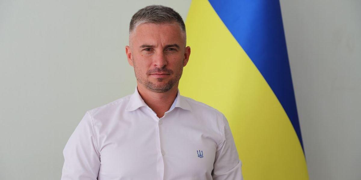 Oleksandr Novikov, chef för Ukrainas antikorruptionsmyndighet, säger att svenska storboolag kan hamna på listan över internationella sponsorer av krig