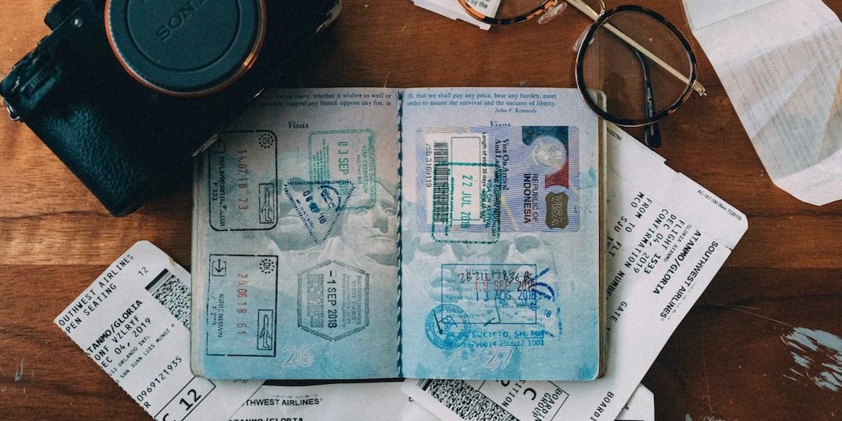 Att skaffa sig en "passportfölj" blir allt vanligare bland världens rika.