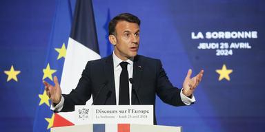 "Europa kan dö" varnade Macron under sitt tal i Paris