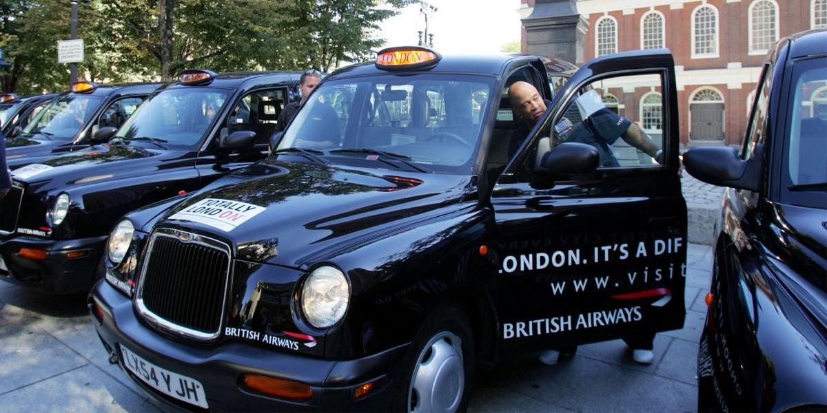 Taxiförare kräver Uber på miljardbelopp