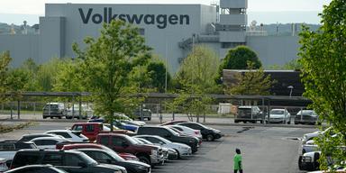 Volkswagen erbjuder avgångsvederlag på drygt 10 miljarder kronor till sina tyska anställda