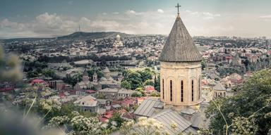 Georgien hjälper Ryssland att vinna det tysta kriget mot Europa.
