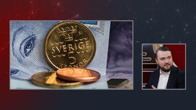Svenska turister som planerar att exempelvis besöka USA får nu mycket mer i reskassan tack vare en starkare svensk krona i vår.