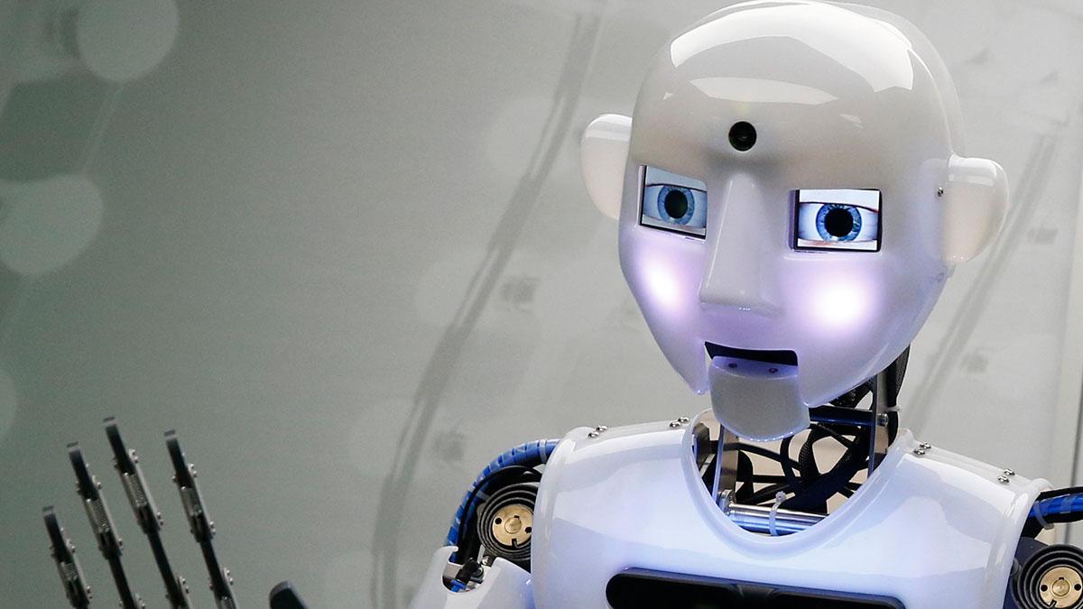 Författarna bakom kolumnen anser att robotarnas framfart har många fördelar. (Foto: TT)
