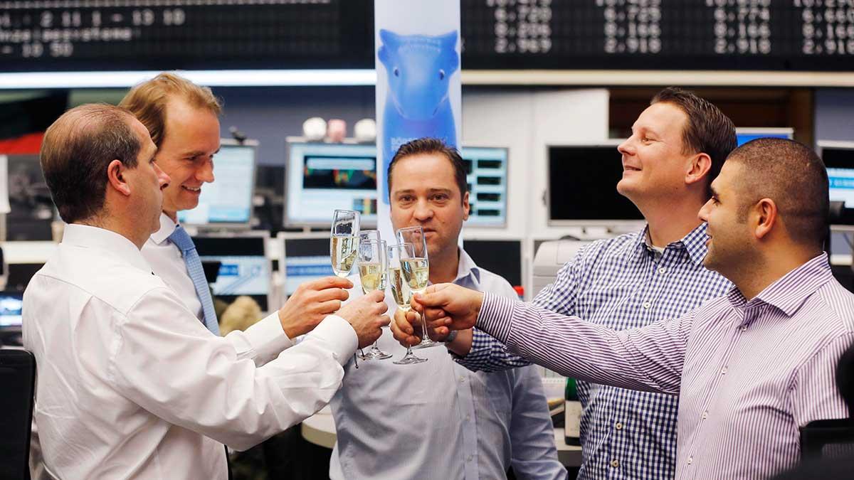 I artikeln får du skållheta aktietips inför april. Bilden är från Frankfurtbörsen. (Foto: TT)