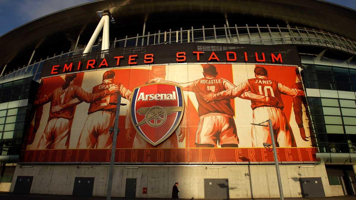 Ryska miljardären Alisher Usmanov vill sälja sin 30-procentiga andel i Arsenal. (Foto: TT)