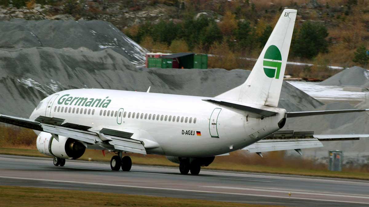 Germania har funnits i mer än 30 år. Nu ansöker flygbolaget om konkurs. (Foto: TT)