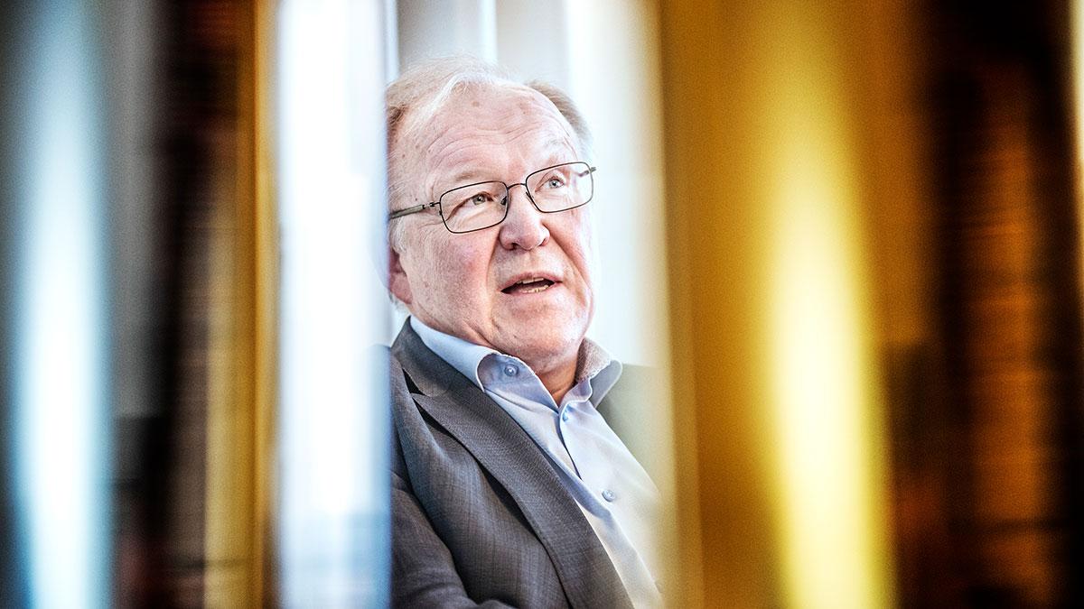 Göran Persson vill inte kommentera ryktet att han är hetaste kandidaten som ny ordförande i Swedbank. (Foto: TT)