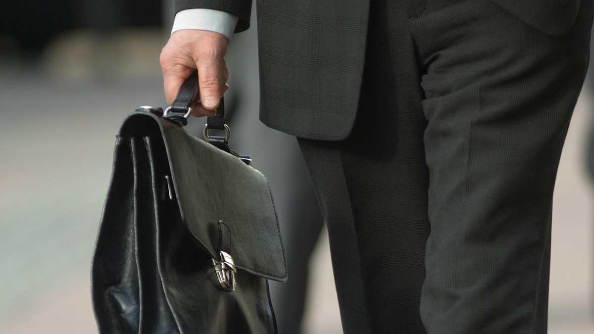 Svenska hushåll tror mer på bostadsklipp än att göra pengar på aktier och fonder. (Foto: TT)