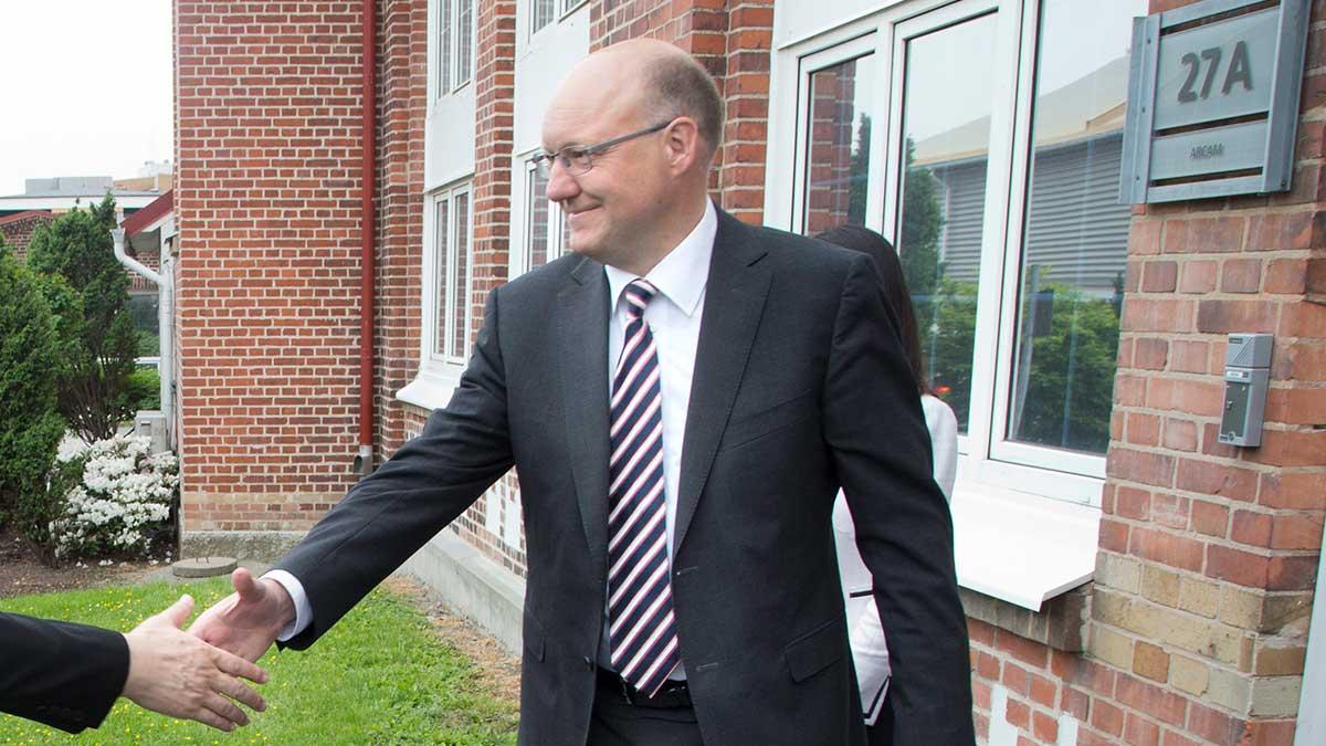 3D-printingbolaget Arcams vd Magnus René (bilden) och ekonomichef samt vice vd Johan Brandt har båda valt att säga upp sig från sina respektive anställningar. (Foto: TT)