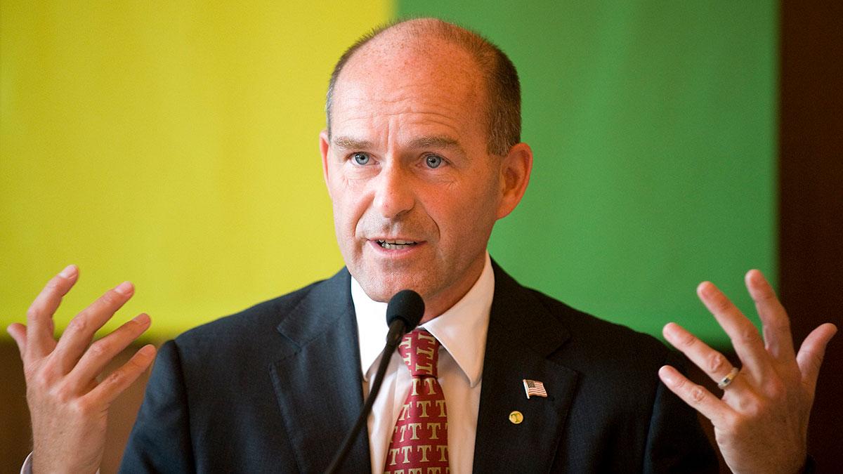 Karl-Erivan Haub uppges vara en av Tysklands rikaste personer. Nu är han försvunnen i Alperna efter en skidtur. (Foto: TT)