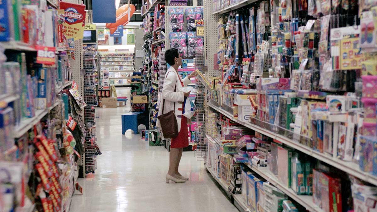 Amazon har tittat på att potentiellt köpa upp flera av konkursade Toys R Us-butiker. (Foto: TT)