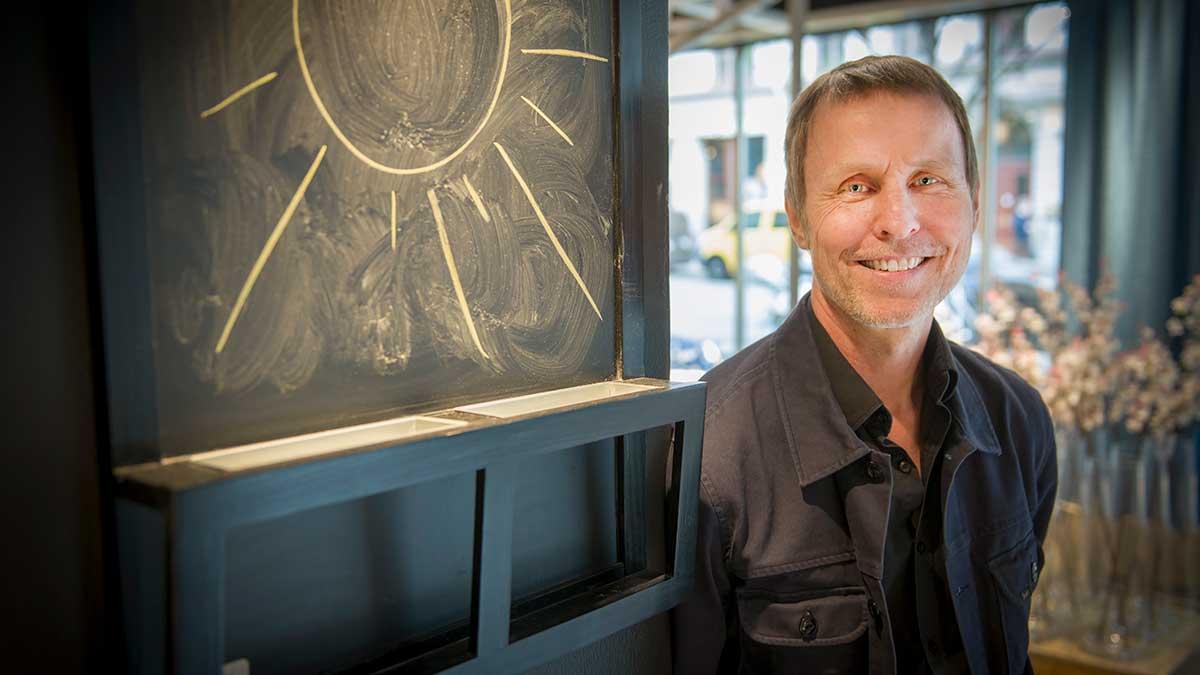 Jonas Carlehed är hållbarhetschef på Ikea Sverige och är i dag glad över regeringens satsning på solceller. (Foto: TT)