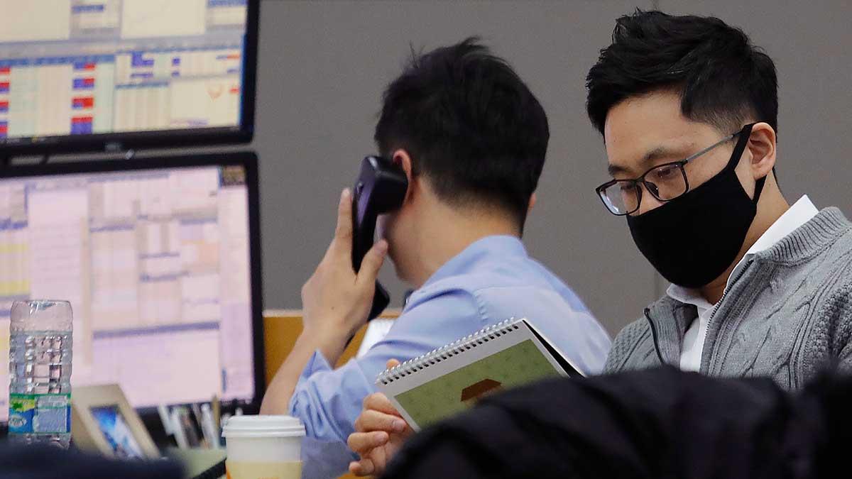 Swedbank bedömer att Kinas ekonomi kommer att påverkas negativt av utbrottet av coronaviruset, men effekten väntas bli begränsad. (Foto: TT)