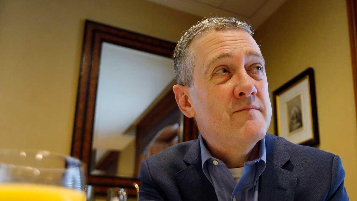 James Bullard, chef för Federal Reserves distrikt i St. Louis, säger att den amerikanska ekonomin inte befinner sig i fritt fall trots en prognostiserad arbetslöshet på 32 procent. (Foto: TT)