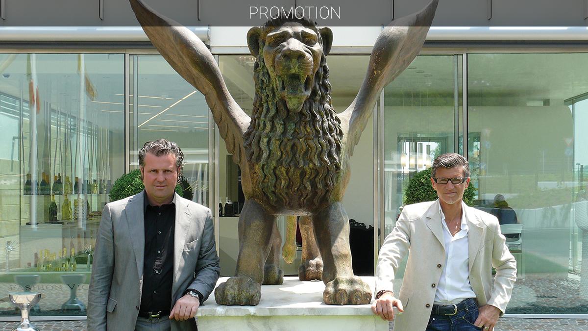Bröderna Paolo och Giorgio Polegato är framgångsrika proseccoproducenter. Nu tackar deras firma Astoria de svenska proseccoälskarna med en blågul jubileumsetikett för att fira 20 år i Sverige. (Foto: Tenuta Astoria)