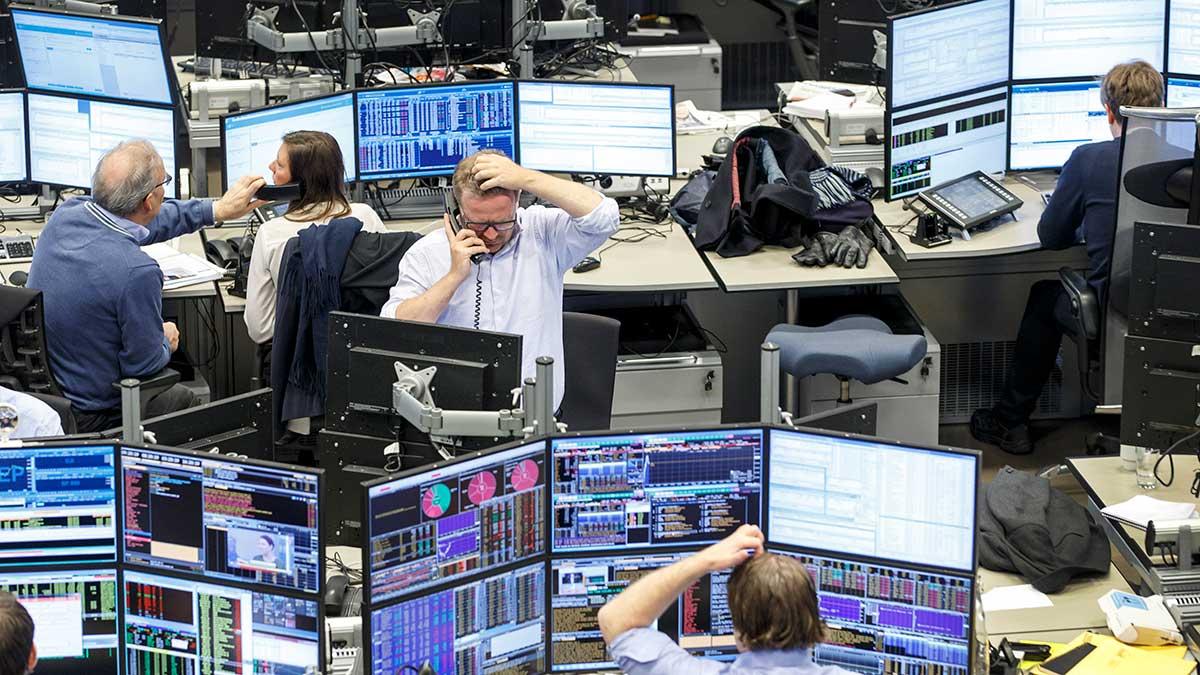 I artikeln ser du hur Affärsvärlden resonerar kring köprekommendationen på Bredband2. Bilden är tagen i ett annat börssammanhang. (Foto: TT)