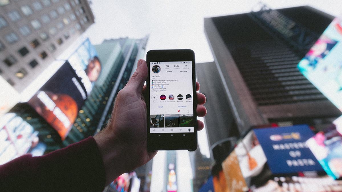 Techbolagen har blicken uppåt, och det tackar vi för. (Foto: Jakob Owens / Unsplash)