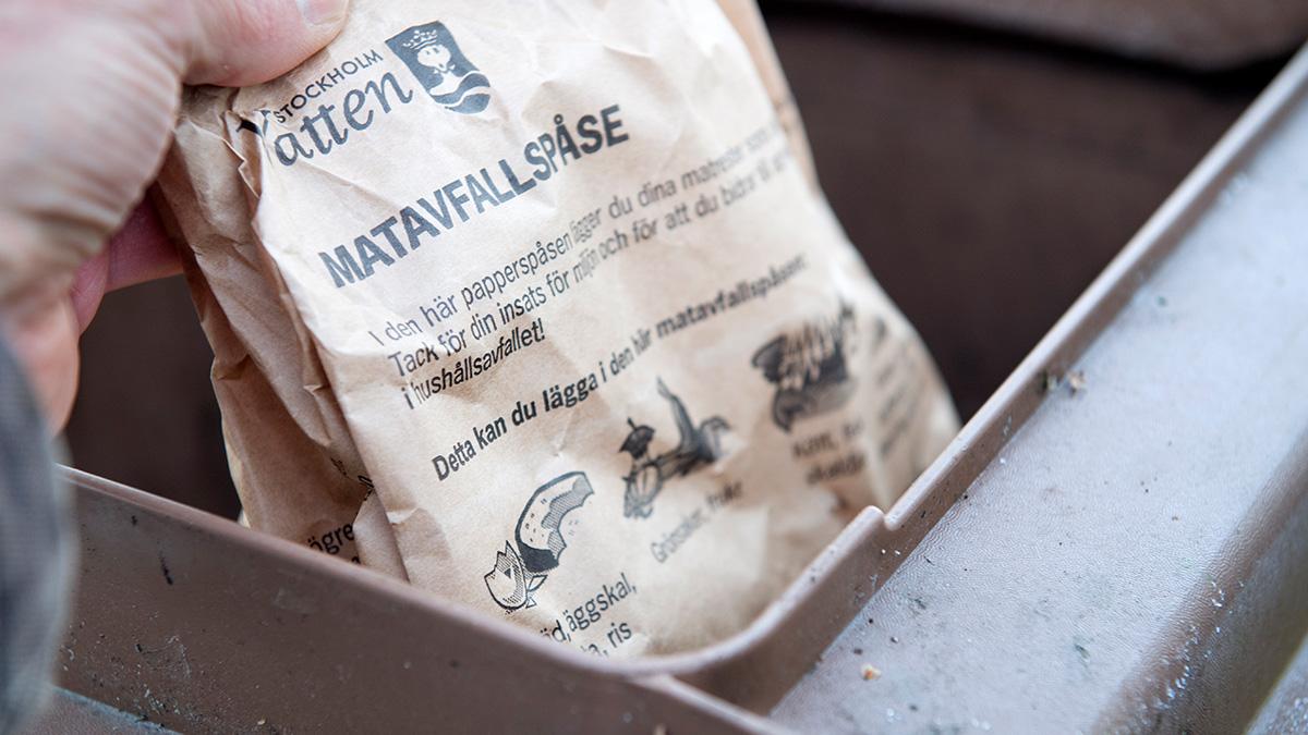 Krav på återvinning vid bostaden skjuts upp