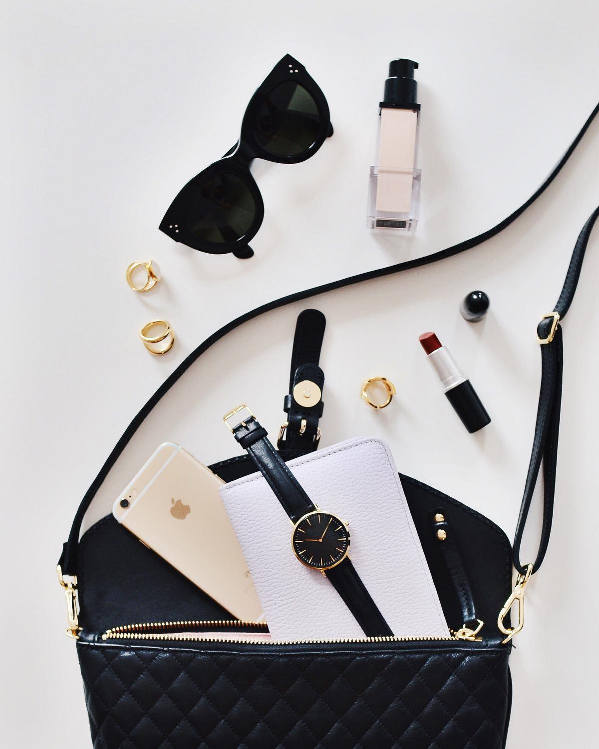 Nu handlas lyxvaror på tax free, pengar som sedan går att få tillbaka genom olika bolag. Foto: Stil/Unsplash