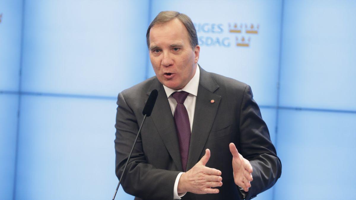 Stefan Löfven presenterade under fredagen ytterligare pandemirestriktioner. (Foto: TT)