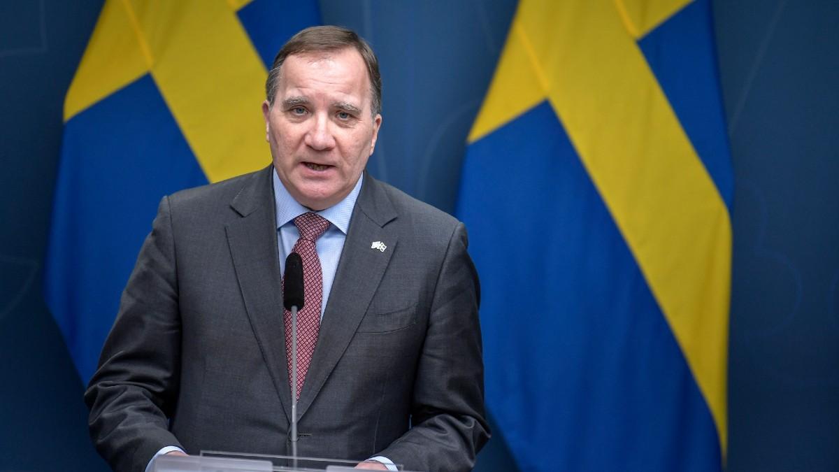 Från och med lördag kommer uppvisandet av ett negativt covid-test att krävas för inresor till Sverige. (Foto: TT)