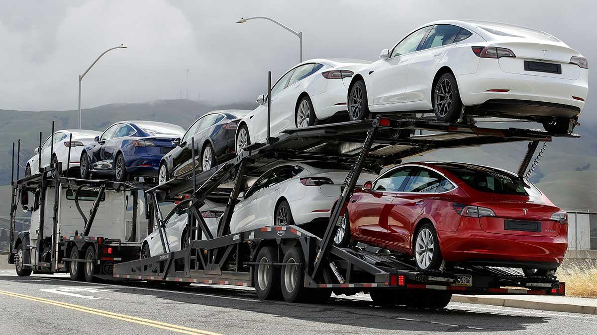 Tesla Kina